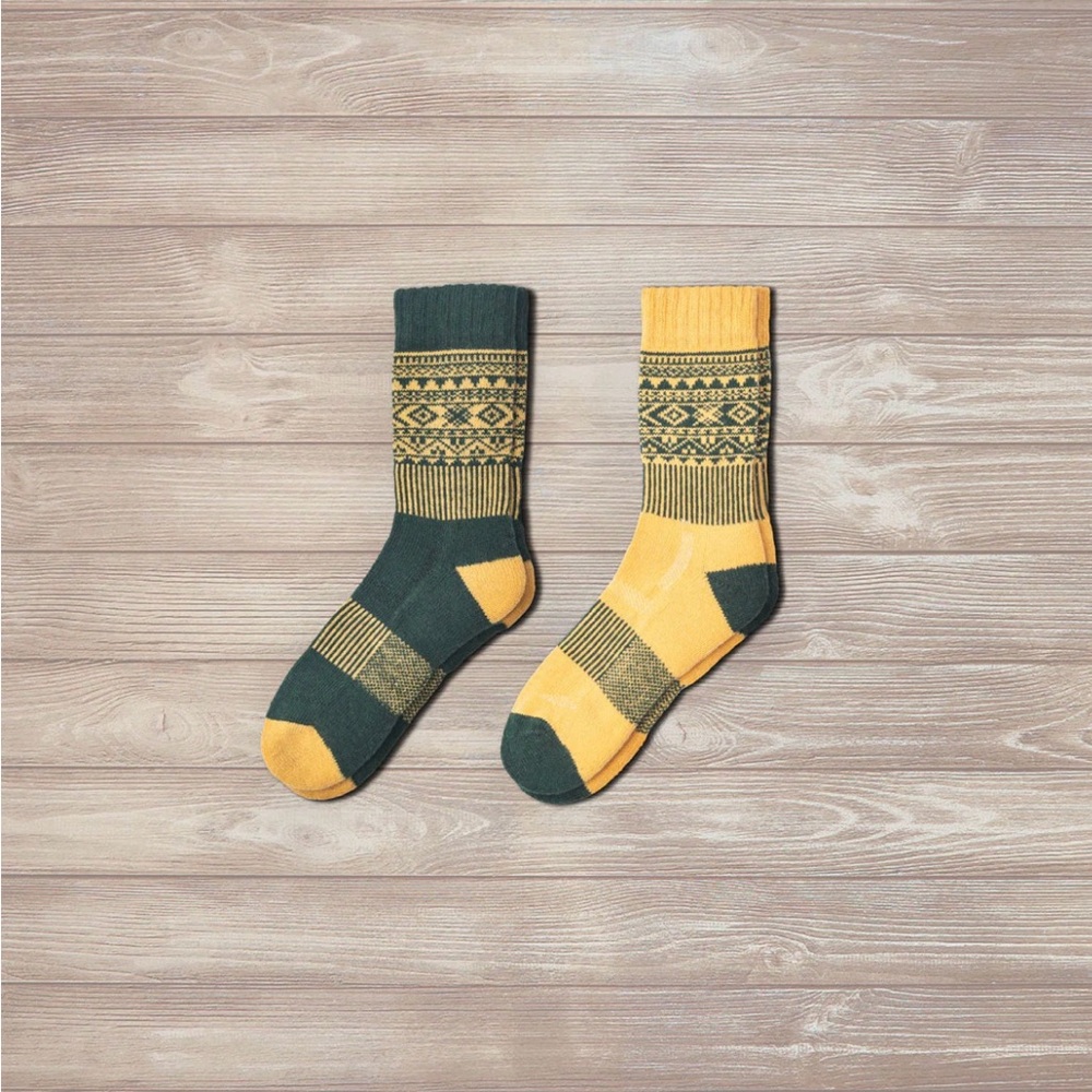 Elegant Green and Yellow Patterned Socks